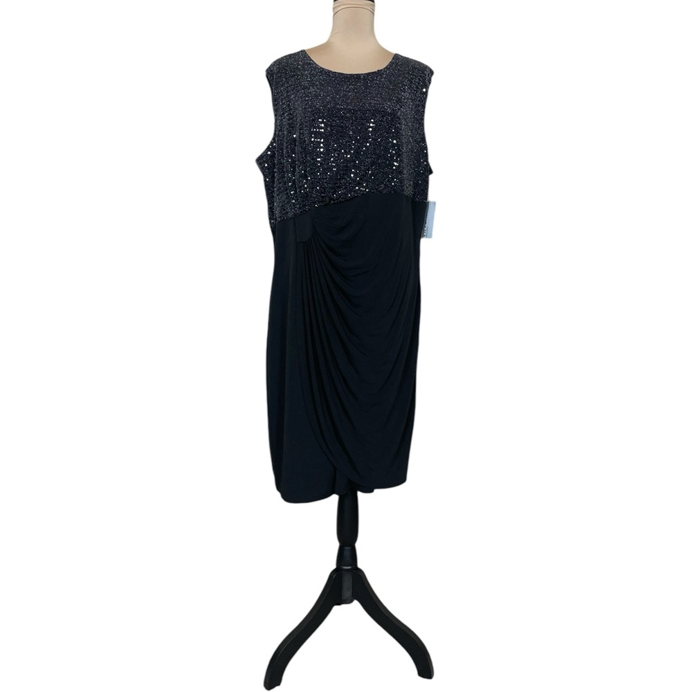NWT En Focus Studio Shimmer Bodice Sleeveless Ruched Dress